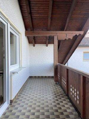 14 DG Kinderzimmer Balkon.jpeg