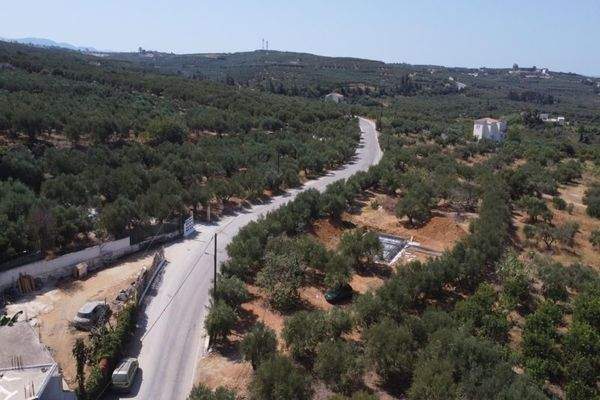 Kreta, Maleme: Villa in mediterraner Anlage mit Olivenhain und Meerblick zu verkaufen