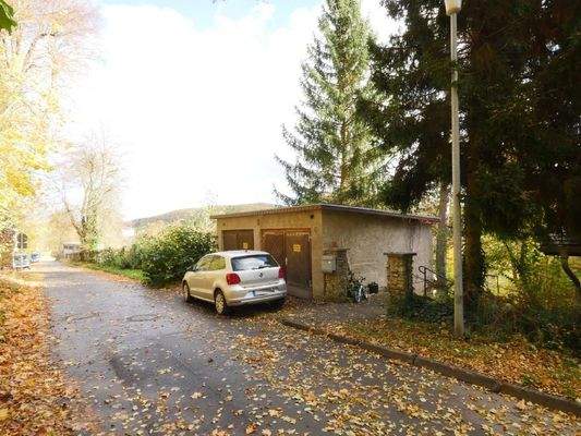  Die zugehörige DOPPELGARAGE