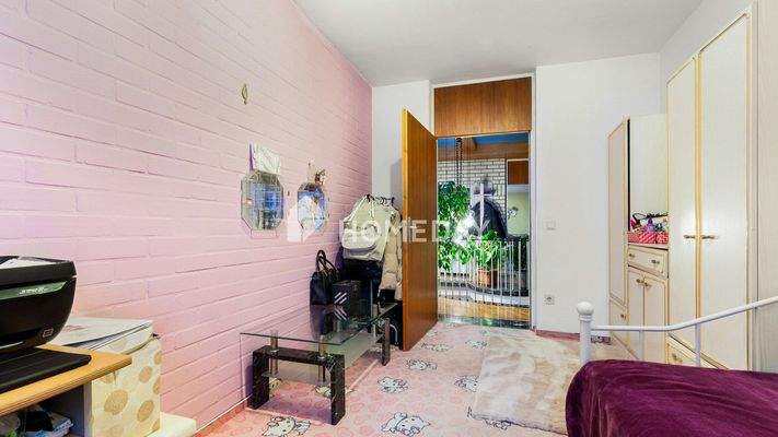 1. OG Kinderzimmer 1 2