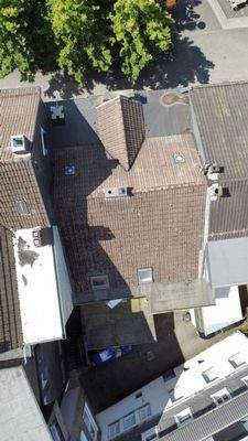 Ansicht vom gesamten Grundstück