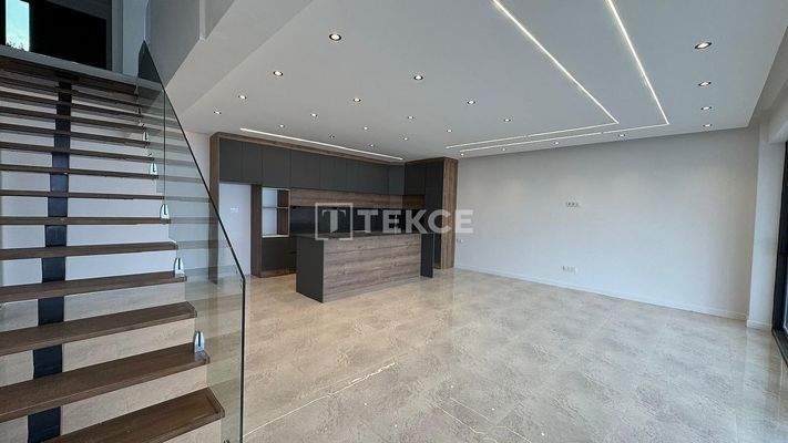 Villa for Sale with Nature and Lake View in Sapanca Sakarya