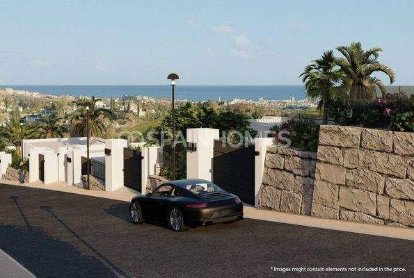 Detached Houses with Garden and Customizable Design in Mijas