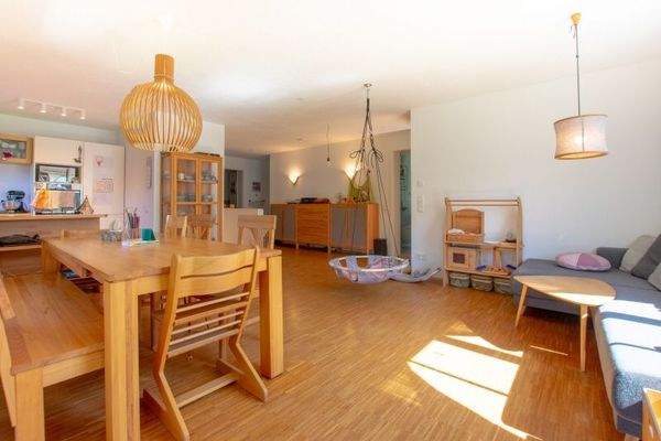 offenes Wohn- und Esszimmer