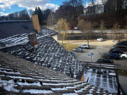 Dach mit Möglichkeit für eine Terrasse 