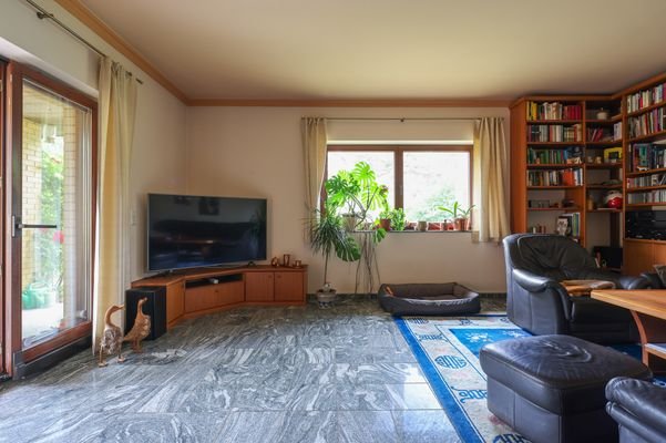 Wohnzimmer mit Terrassenzugang