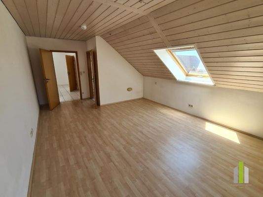 Raum mit  kleinem Bad u. Küchenanschluss