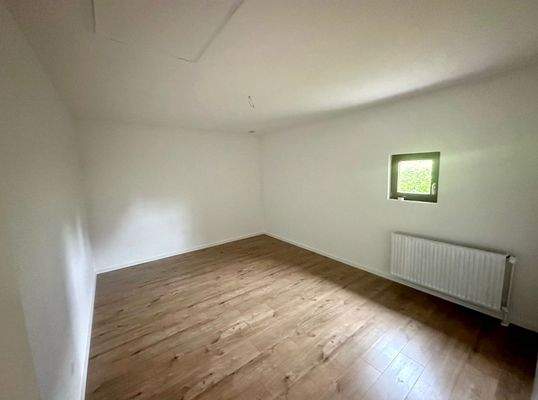 7B9F2844-71E3-4DF5-A42E-A8B92D4A5C23