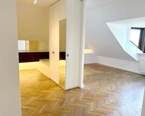 Schlafzimmer und Ankleide 1