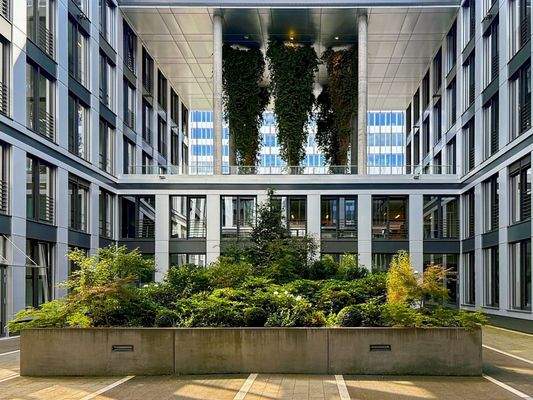 Regus_Kapstadtring 7, Hamburg_Germany_Centre 4643_