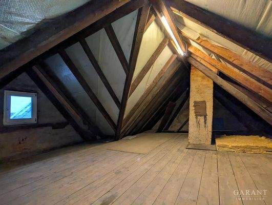 PXL 20251006 160217800