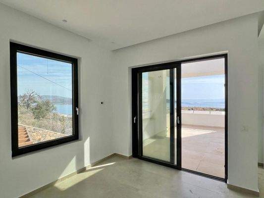 Kreta, Schisma Eloundas: Villa mit 3 Schlafzimmern und Pool bietet einen atemberaubenden Meerblick auf Elounda