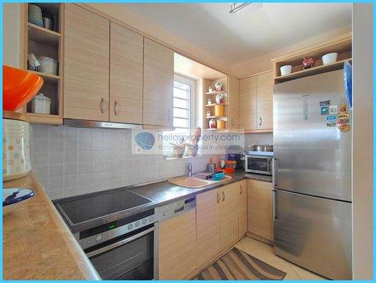 db8b4dc1788f4769a254ccce4d9bb703-original