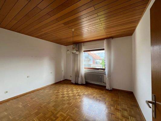 Haus-Linden-Leihgestern-Schlafzimmer EG.JPG