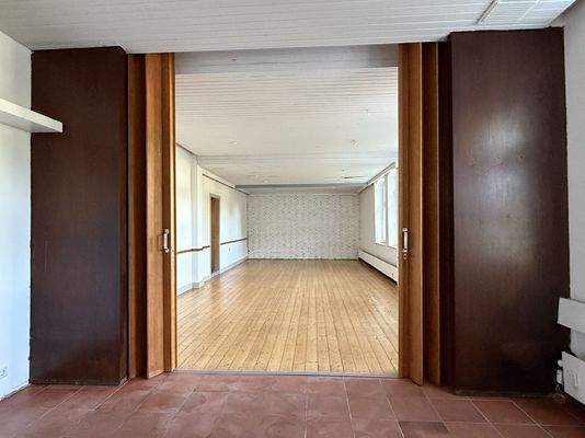 Gewerbe EG rechts mitte