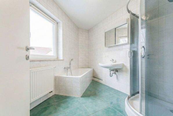 Bad Einliegerwohnung 