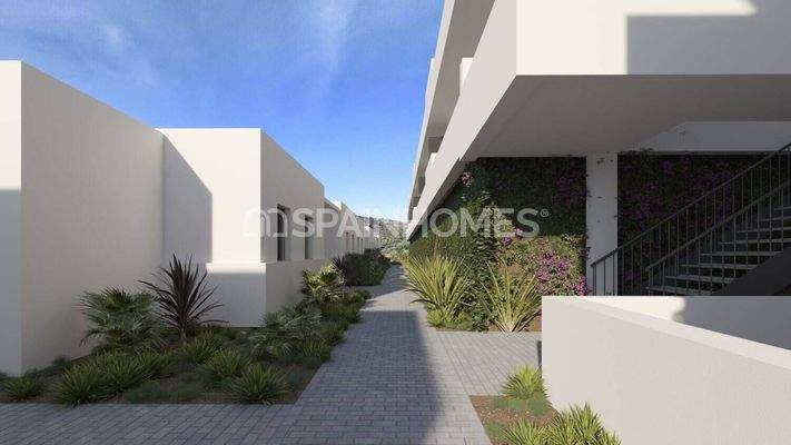 Contemporary Houses in a Privileged Area of Manilva