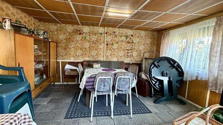 Holzhütte von innen