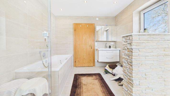 Ansicht Bad 1.OG.jpg