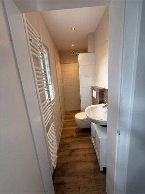Bad mit Dusch im 1.OG