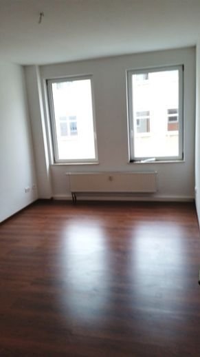 3-RW m. Balkon im EG, WE1