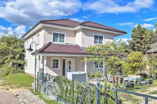 Außen Straßenansicht