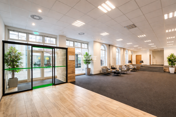 Innenansicht 260 m² (01)