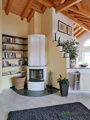 echter Kamin im Wohnzimmer