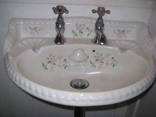 Waschbecken Gäste-WC