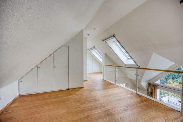 Offene Galerie über dem Wohnraum