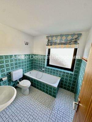 19 Obergeschoss Badezimmer Ansicht 2