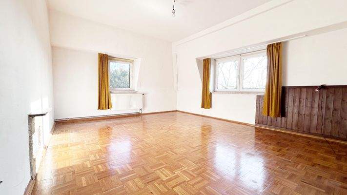 OG Schlaf- o. Wohnzimmer