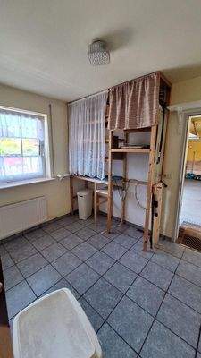 HWR mit Zugang über Garage