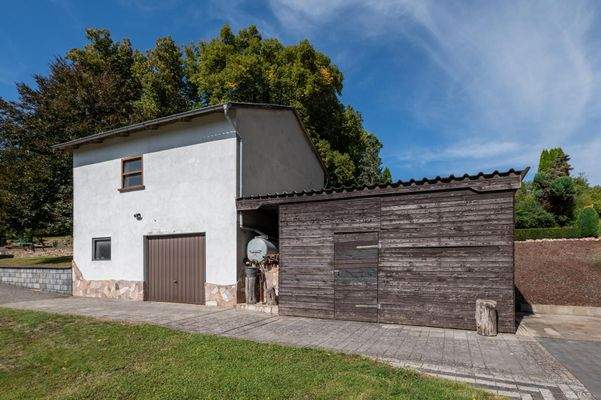 Garage (Rückseite)/Schuppen