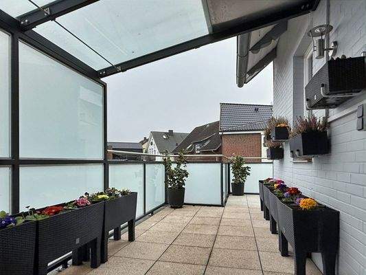 Dachterrasse, teilweise überdacht