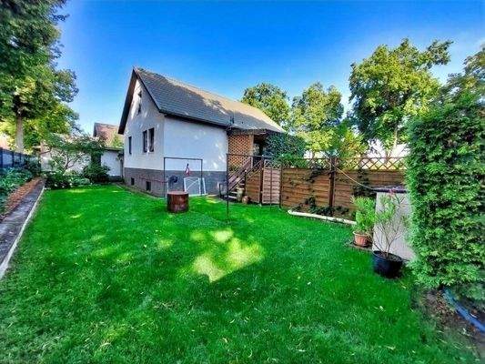 Hausansicht vom Garten