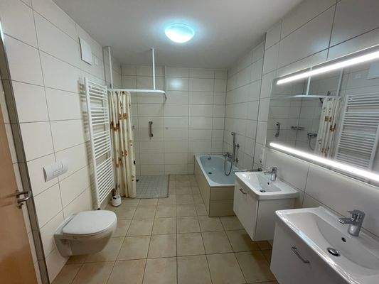 Wohnung-Pohlheim-Neue Mitte 5c-10461-002 WE02-Bad 