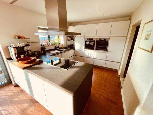 Nr6-OG-Einbauk%C3%BCche%20