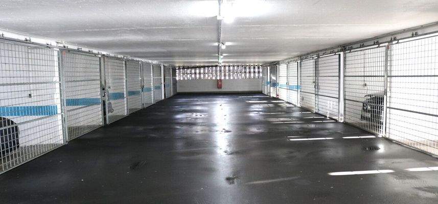 Absperrbare Garagen Parkhaus Köln Im Falkenhorst