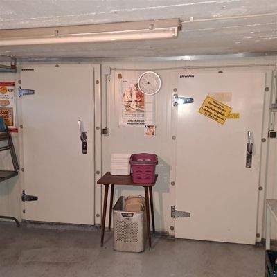 zwei Kühlhäuser - Kellergeschoss