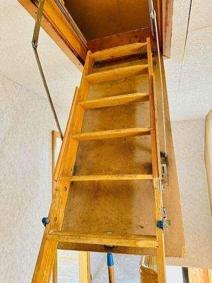 Die Treppe zum Dachboden