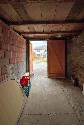 Nebengebäude/Schuppen