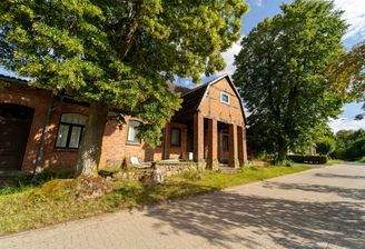 Außenansicht + Garten-2