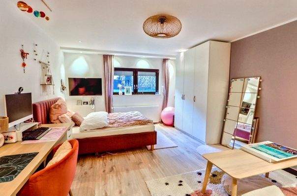 Schlafzimmer 1 Souterrain