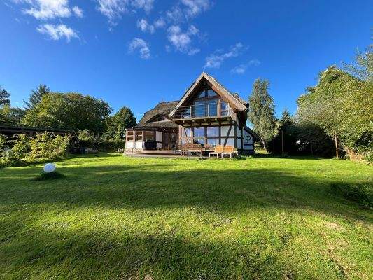 WhatsApp Image 2025-12-15 at 13.50.09 (4).jpeg