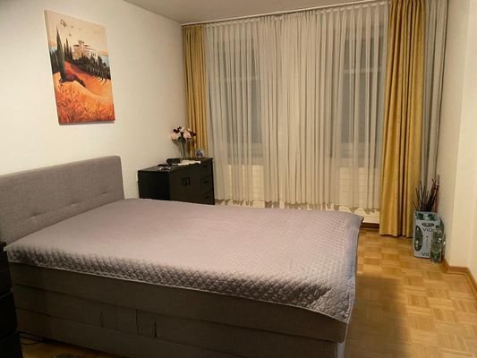 Schlafzimmer Fenster.jpg