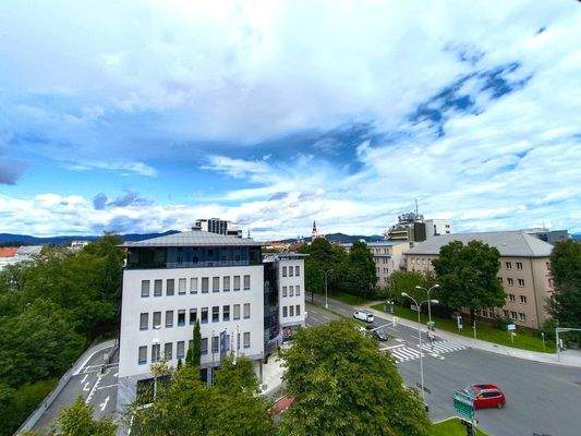 Aussicht Wohnzimmer - Wohnung - Klagenfurt - Kaufen