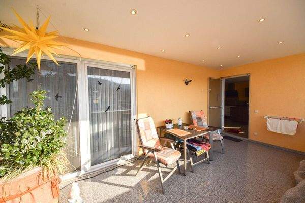 überdachter Balkon EG