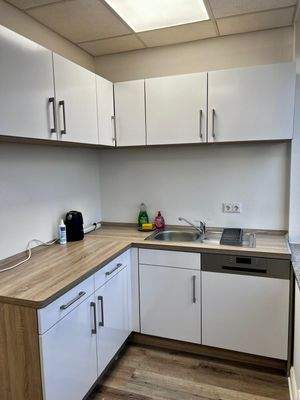 PHOTO-2025-10-29-08-52-33 2.jpg