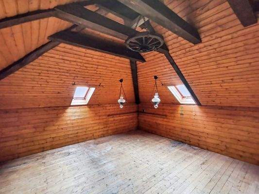 Dachboden Ansicht I